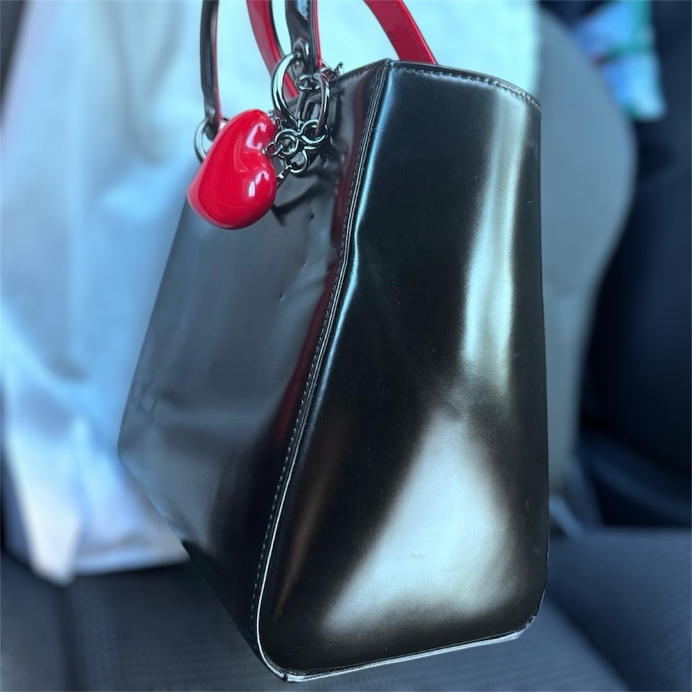 Limited Edition Christian Dior Lady Dior Art Black Patent Leather Red Heart Bag - Picture 9 of 15